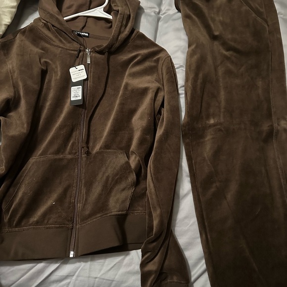 Fashion Nova Pants - Fashion Nova Chocolate Velour Tracksuit